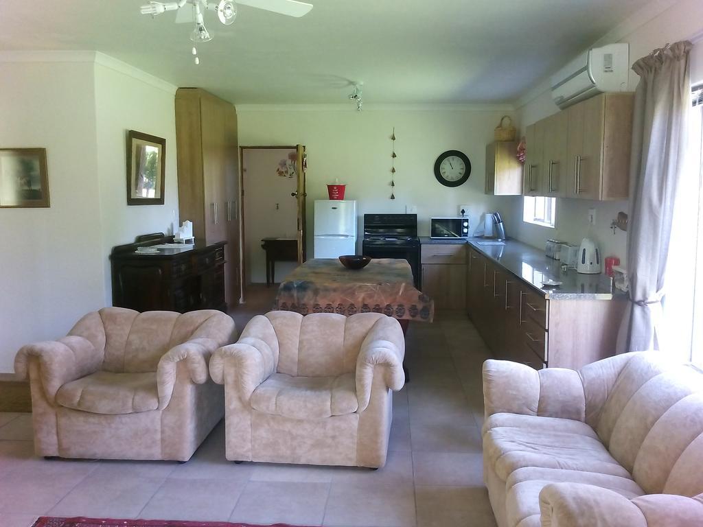 Villa Beaconsfield Farm à Hofmeyr Extérieur photo